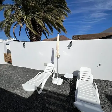 23c Volcano & Tahiche