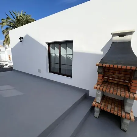 23c Volcano & Tahiche